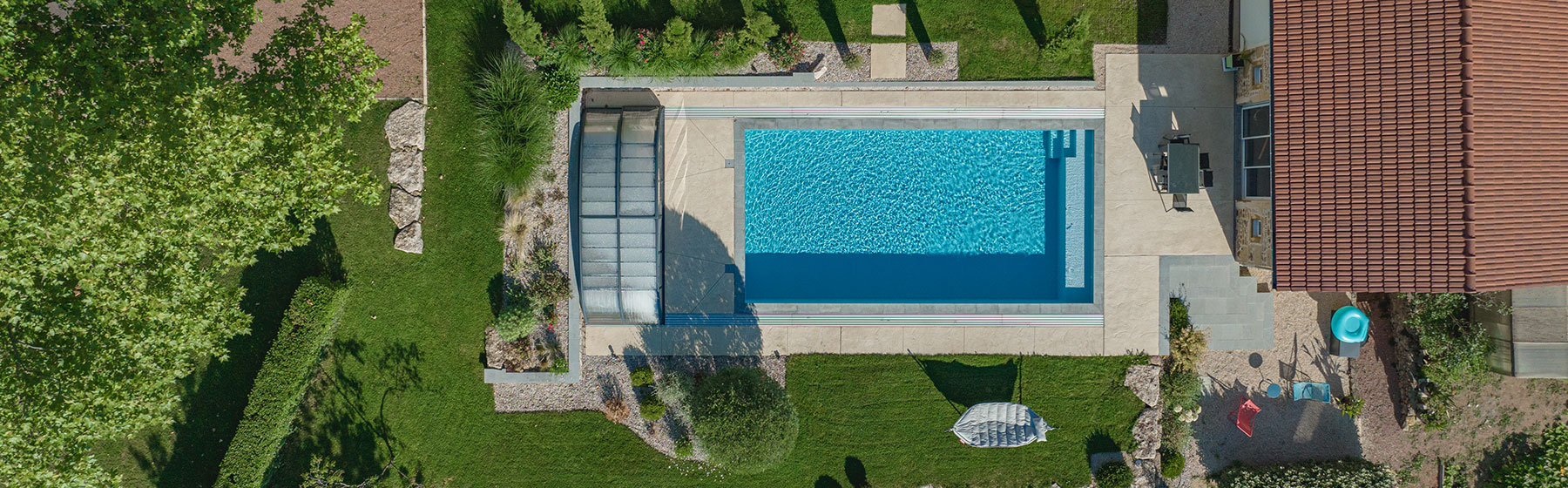 terrasse avec piscine