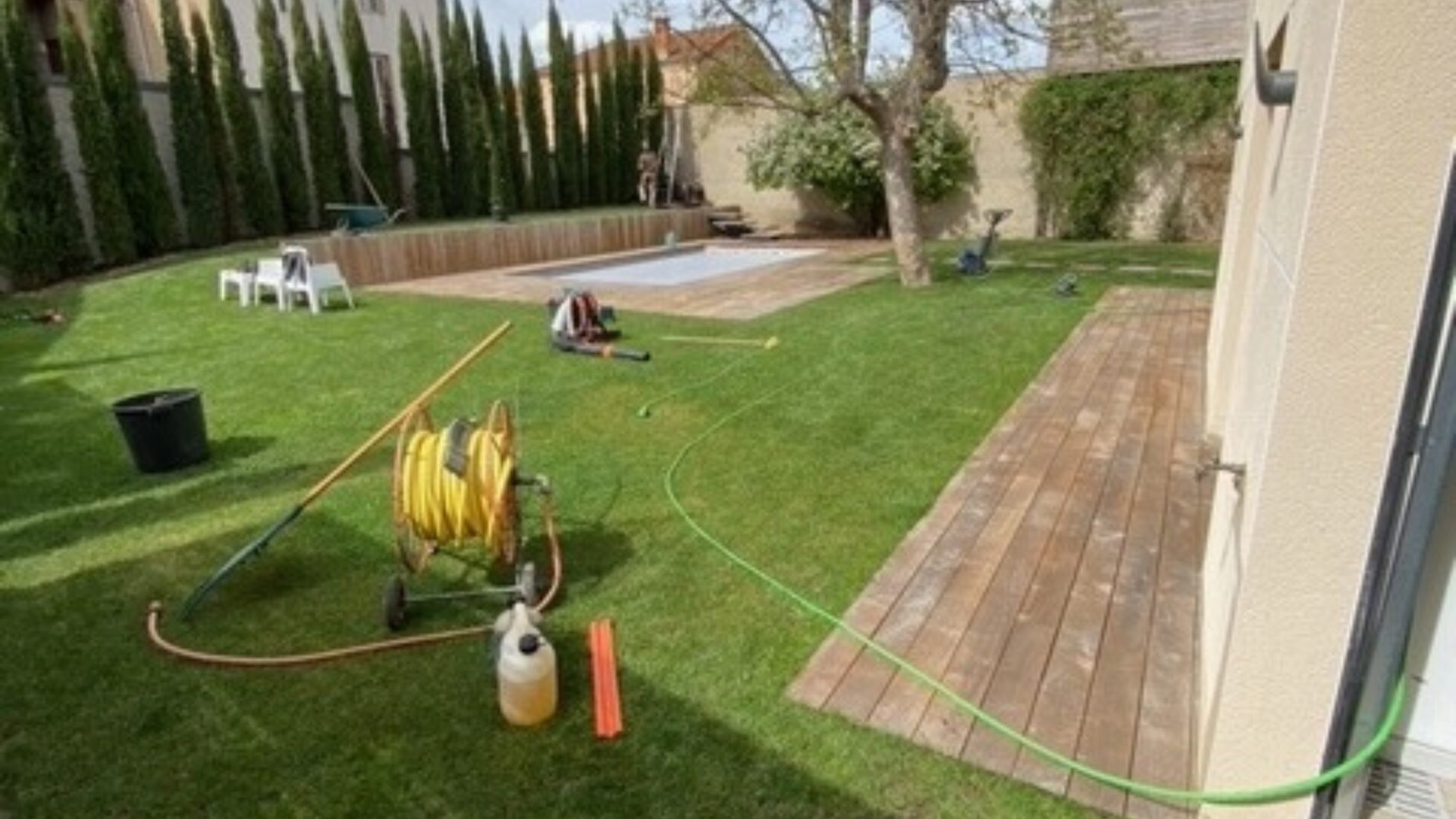 Soins de jardins Roanne - Nettoyage et desherbage - entretien