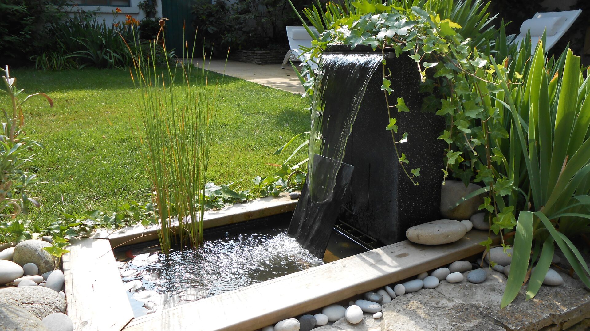 Zone aquatique Paray-le-Monial- Fontaine moderne