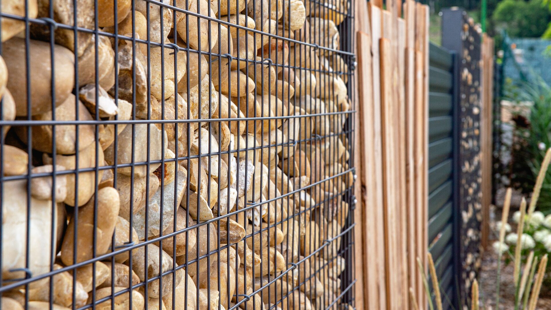 amenagement de jardin roanne - brise vue différents matériaux